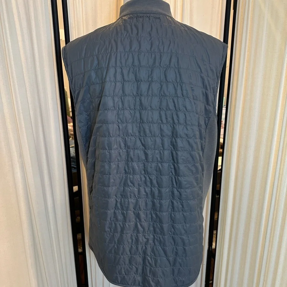 Southern Tide Gray Quilted Vest with Knit Accents - Picture 4 of 6